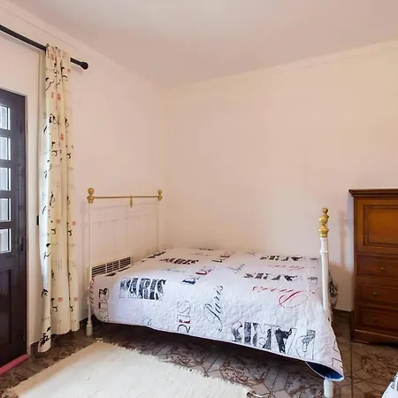 Terrassenhaus Mit Privatem Pool In * Nazare