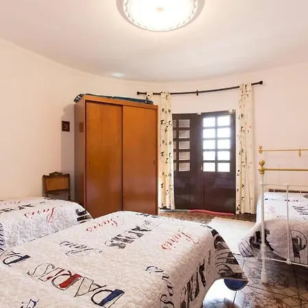 Terrassenhaus Mit Privatem Pool In Holiday home Nazare
