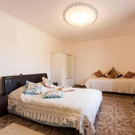 Holiday home Terrassenhaus Mit Privatem Pool In Nazare
