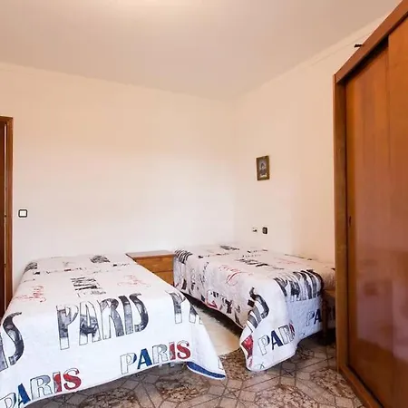 Terrassenhaus Mit Privatem Pool In Nazare